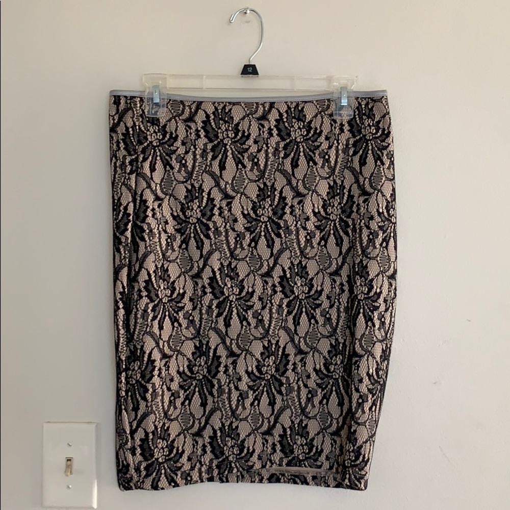 Forever 21+ midi skirt. Never worn. Size XL.